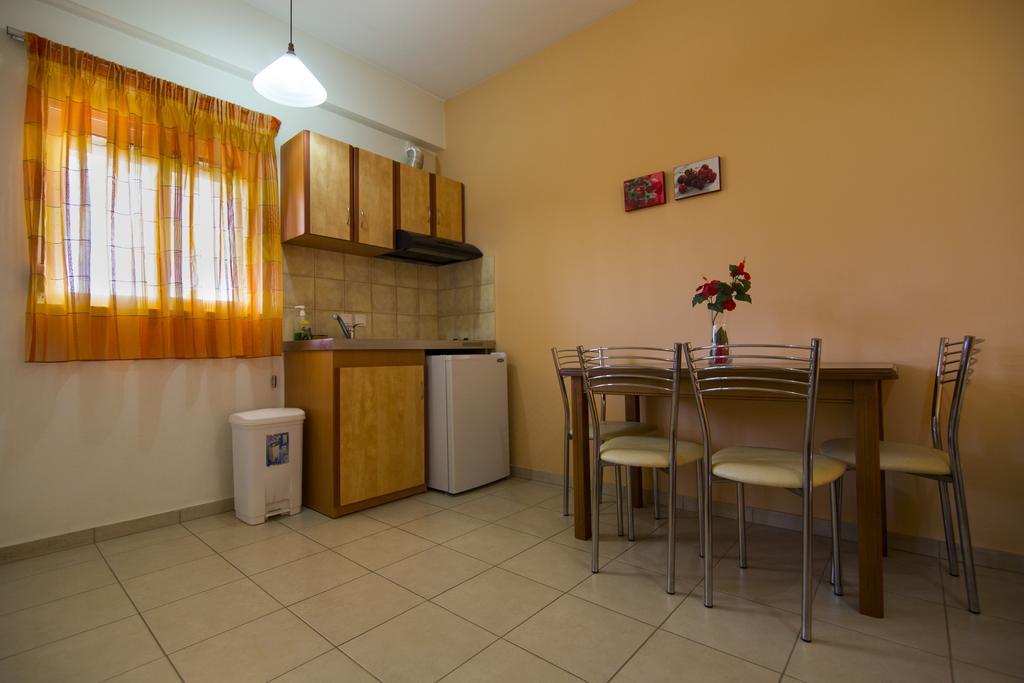 Vakis Apartments Zacharo Quarto foto